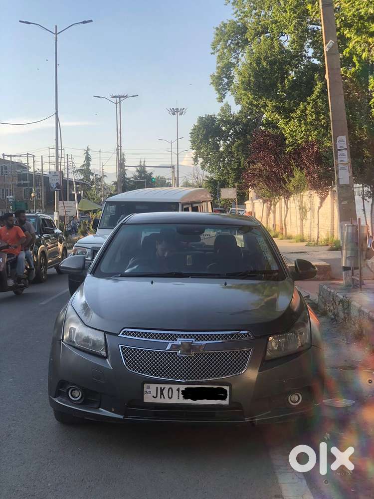 Chevrolet Cruze Diesel In Mint Condition Grey Colour