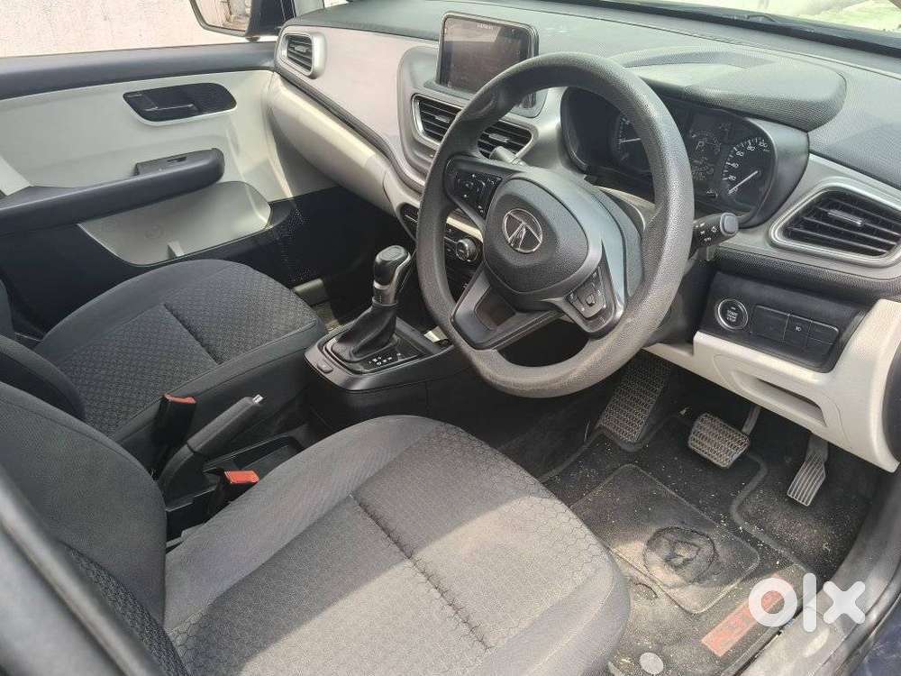 Tata Altroz 1.2 Xta Petrol Dct, 2023, Petrol