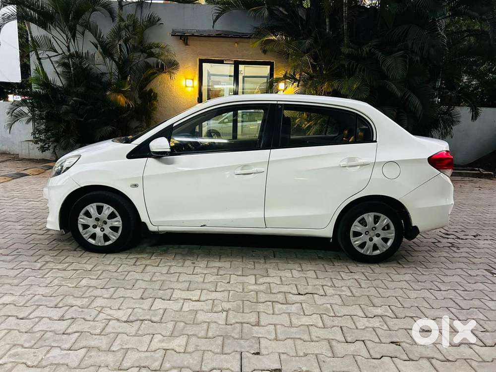 Honda Amaze, 2016, Petrol