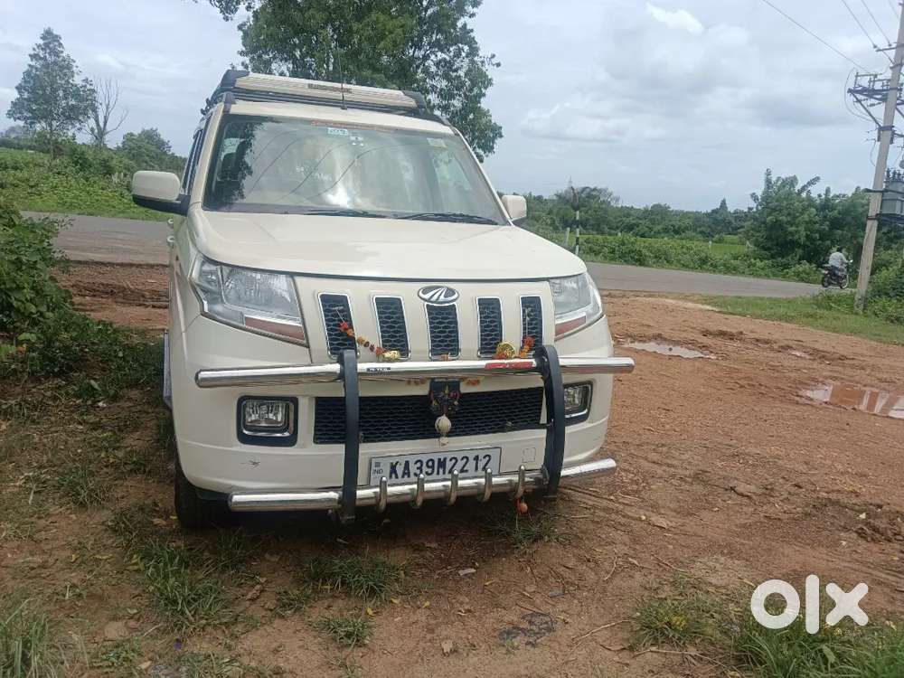 Mahindra Tuv 300 2017