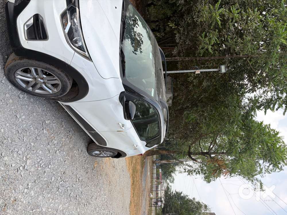 Renault Triber Rxz 2022 Model