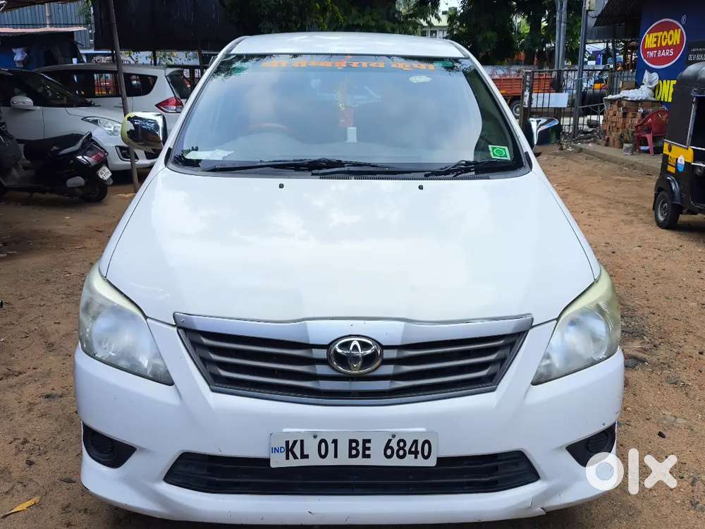 Toyota Innova 2012 Model No Claim No Accident At All. Full Geniune Car