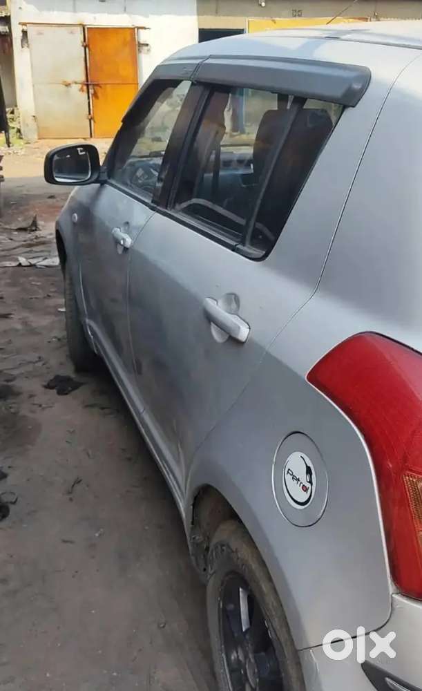 Life Time Tax Paid Swift Zxi Top Model Cng And Petrol
