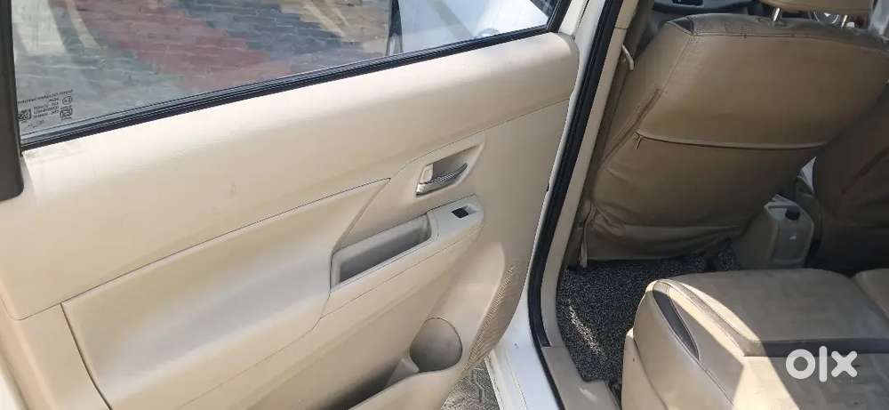 Maruti Suzuki Ertiga 2023 Cng & Hybrids 52000 Km Driven