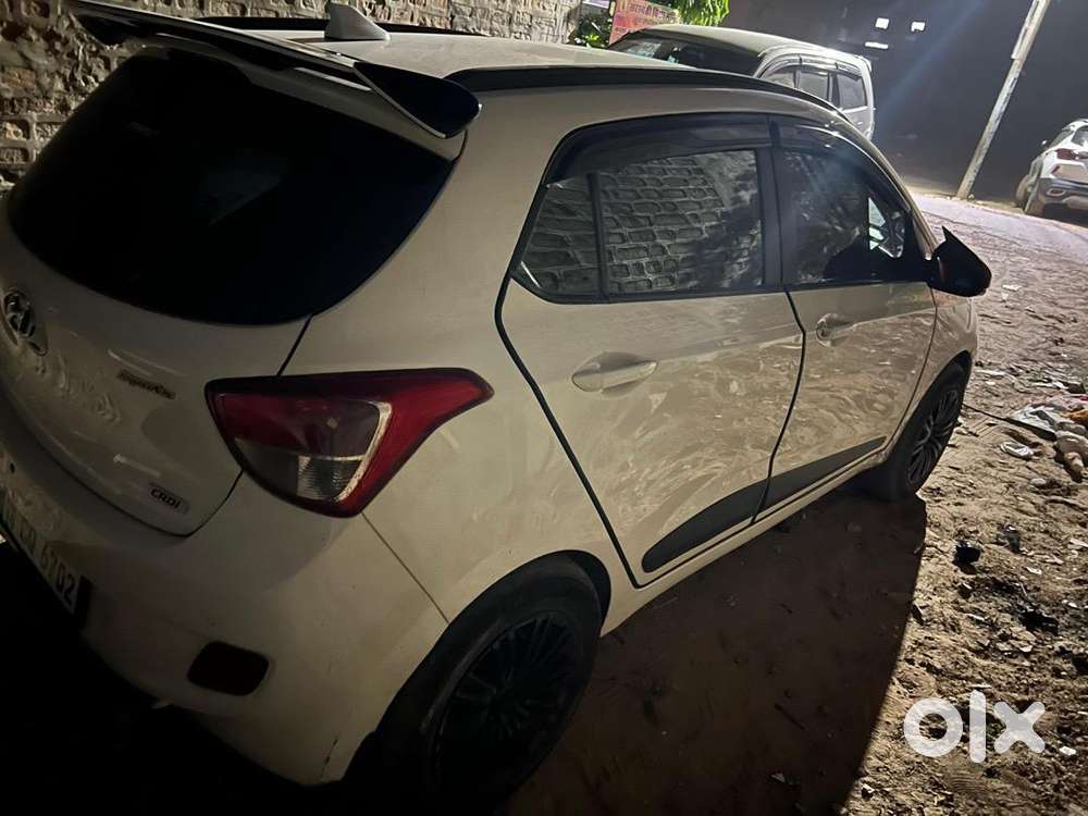 Hyundai Grand I10 2015 Diesel Well Maintained