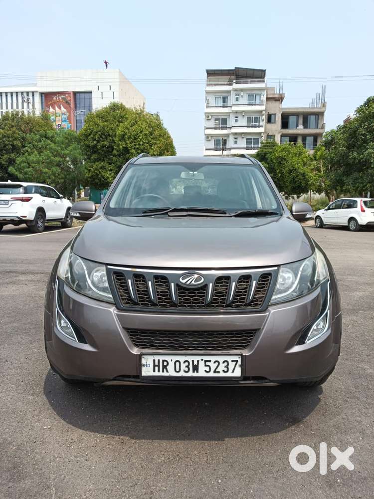 Mahindra Xuv500, 2017