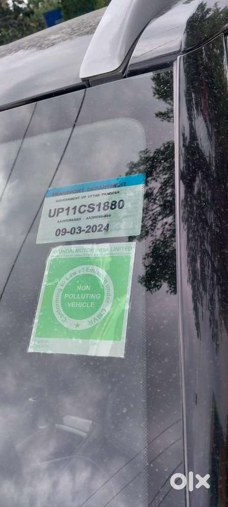 Hyundai Venue 2024 Diesel Well Maintained