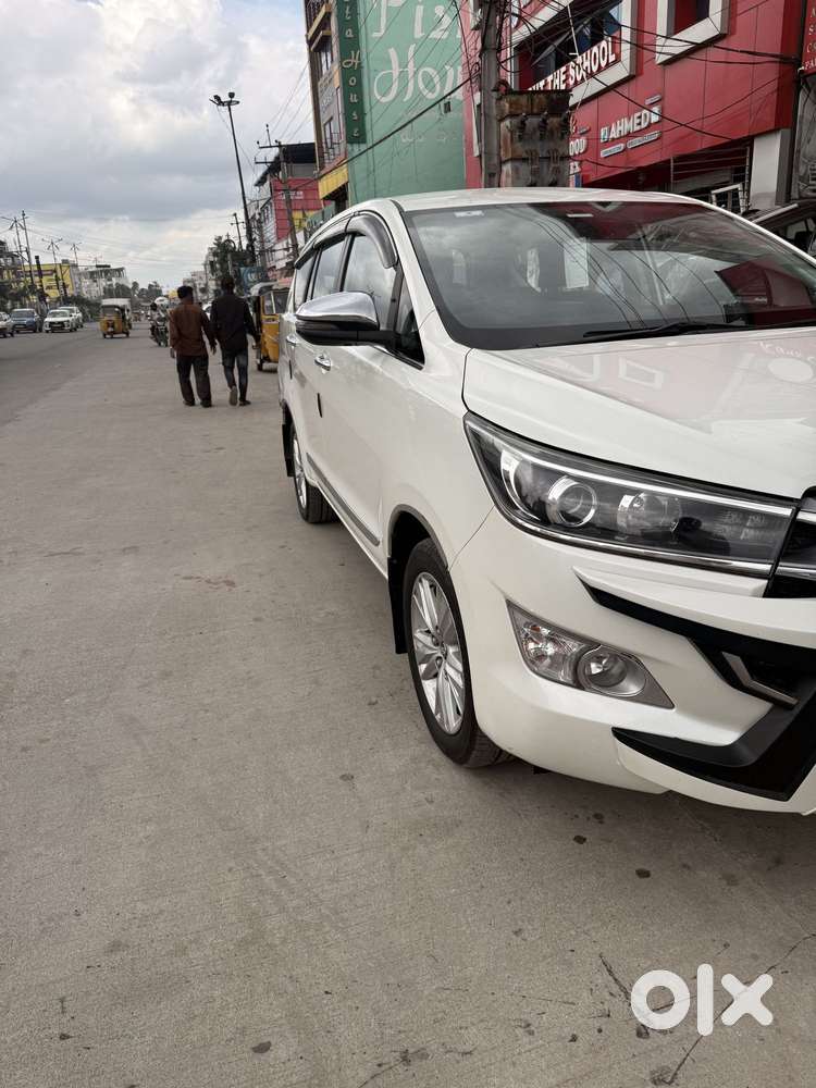 Toyota Innova Crysta 2.4 Zx Mt, 2017, Diesel