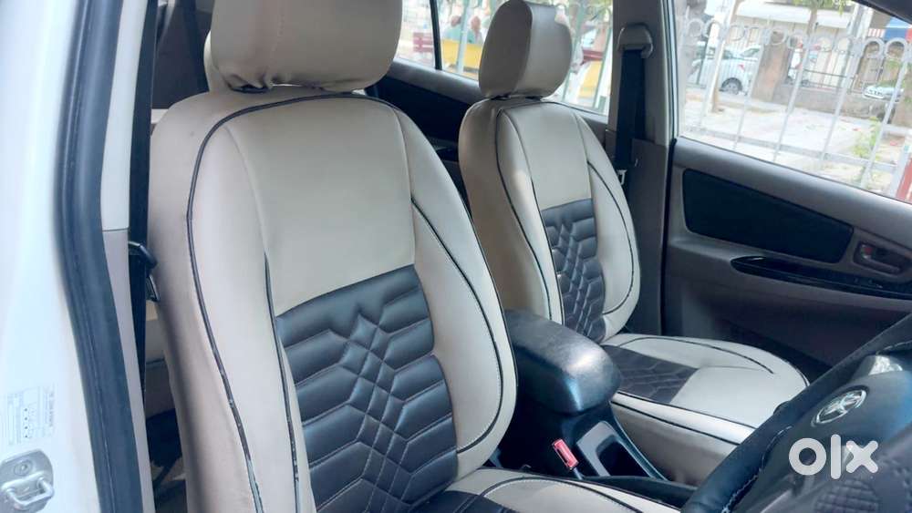 Toyota Innova 2.5 Gx 7 Seater Bs Iv, 2015, Diesel