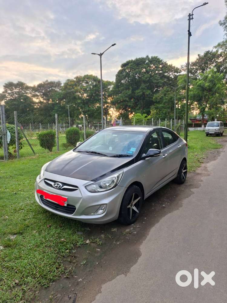Hyundai Verna 1.5 S 2013 , With Lcd Screen And Reverse Camera
