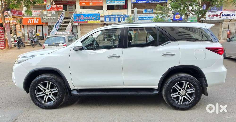 Toyota Fortuner 4x2 At 2.8 Diesel, 2019, Diesel