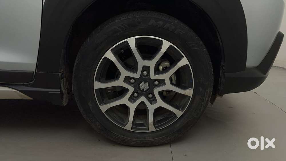 Maruti Suzuki Xl6 1.5 Alpha Mt, 2024, Petrol