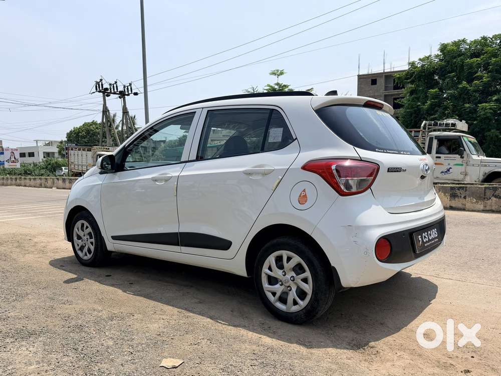 Hyundai Grand I10 1.2 Crdi Sportz, 2017, Petrol
