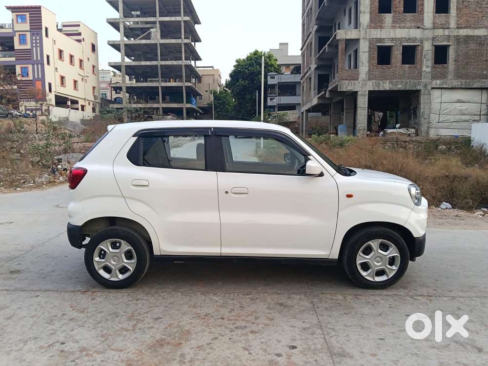 Maruti Suzuki S-presso Vxi Plus, 2023, Petrol