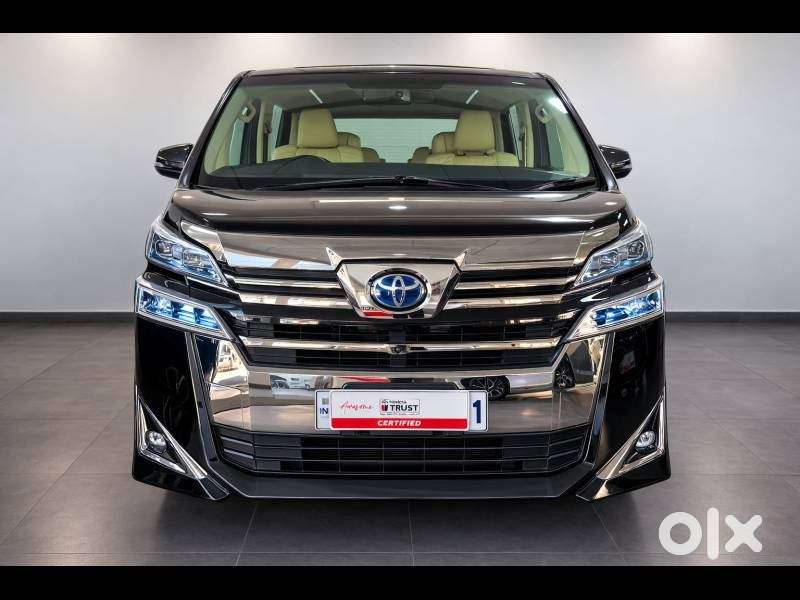 Toyota Vellfire Vip – Executive Lounge, 2022, Petrol