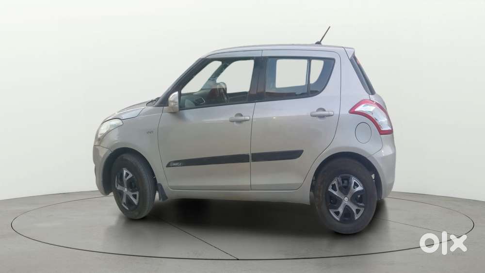 Maruti Suzuki Swift Vxi Cng, 2012, Cng & Hybrids