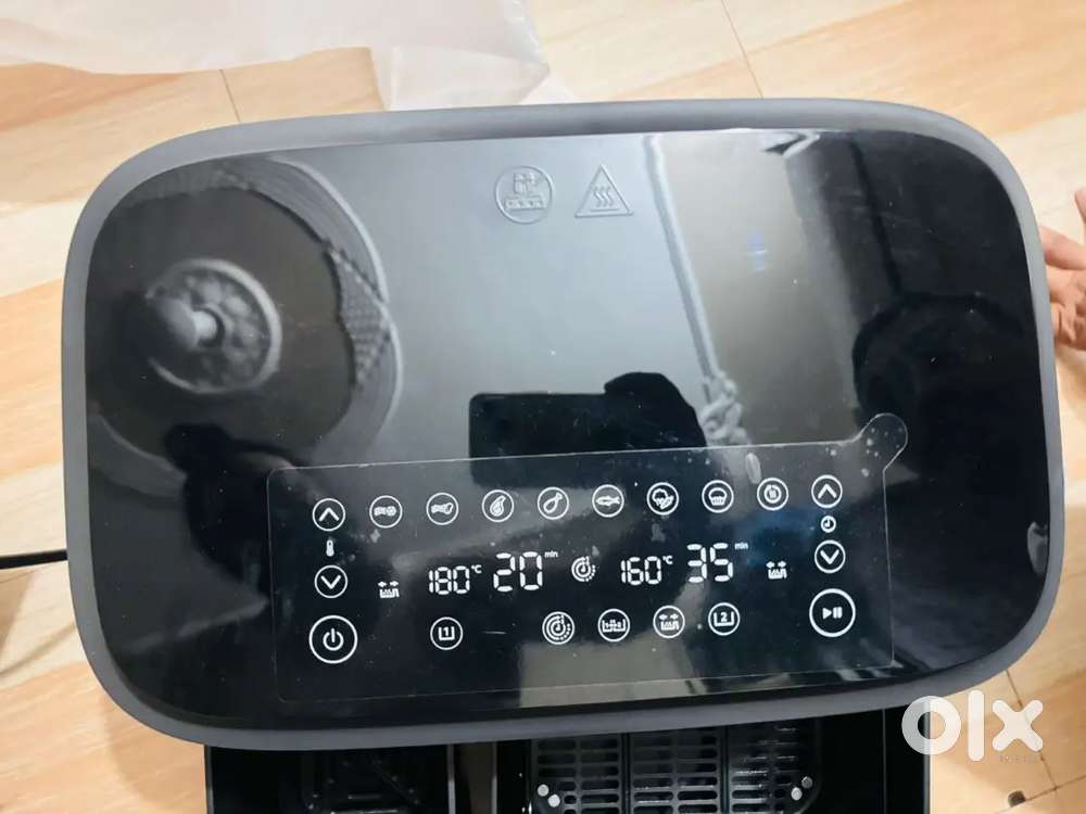 Philips Air Fryer 9L Dual Basket  NA352  Used Only Once  Like New