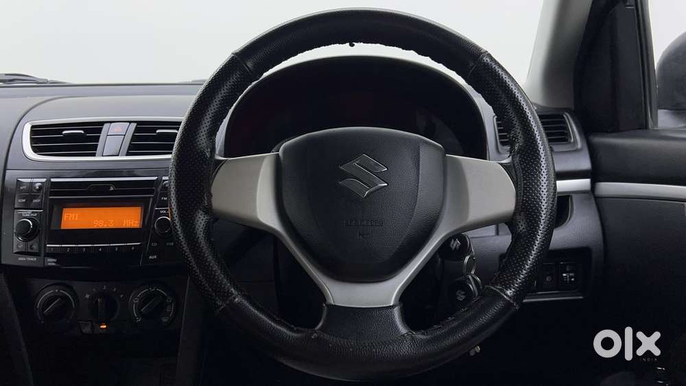 Maruti Suzuki Swift Vvt Vxi, 2017, Petrol