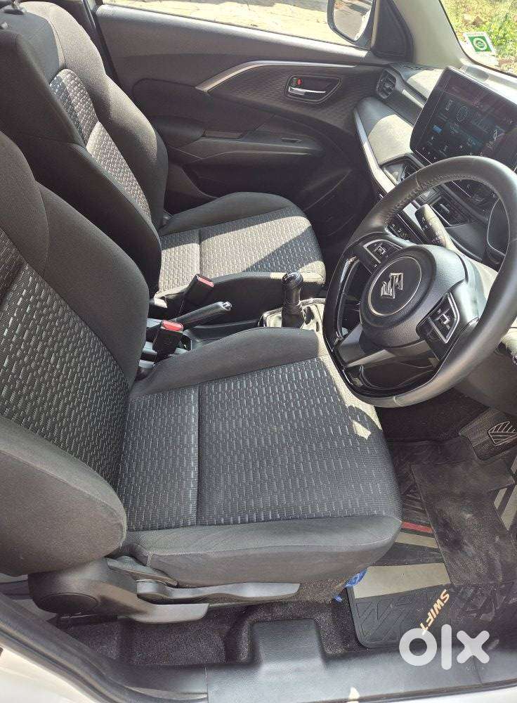 Maruti Suzuki Swift Zxi Plus Dual Tone, 2025, Petrol