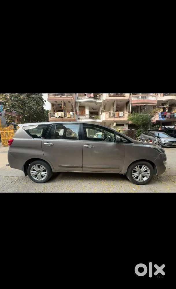 Toyota Innova Crysta 2016