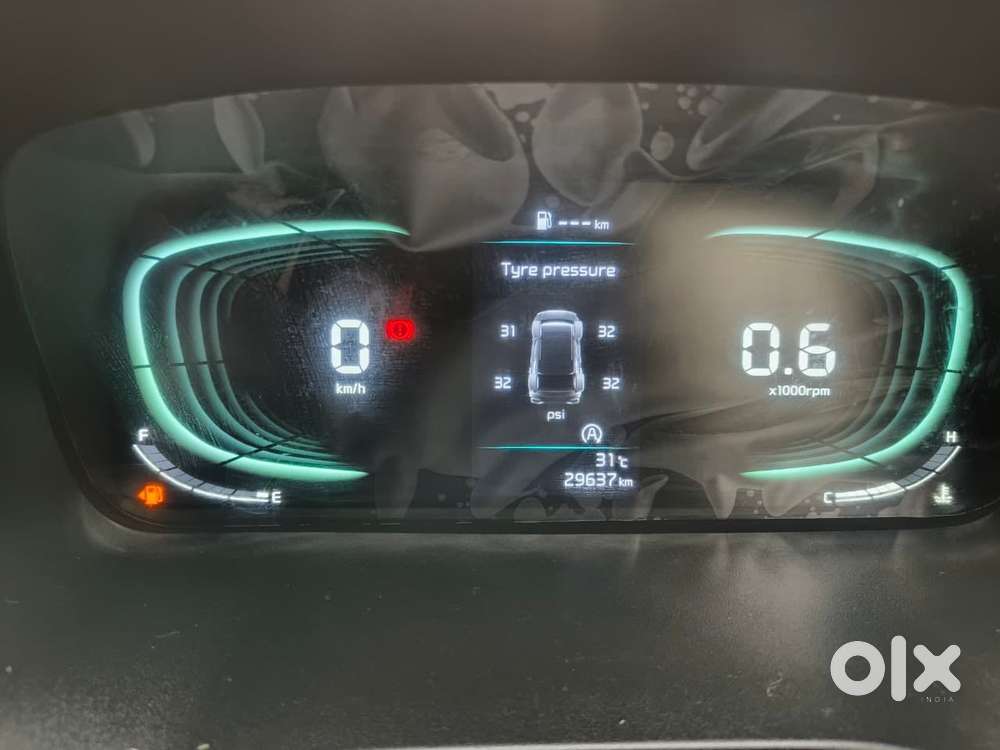 Kia Carens 1.4 Premium 7 Str, 2023, Petrol