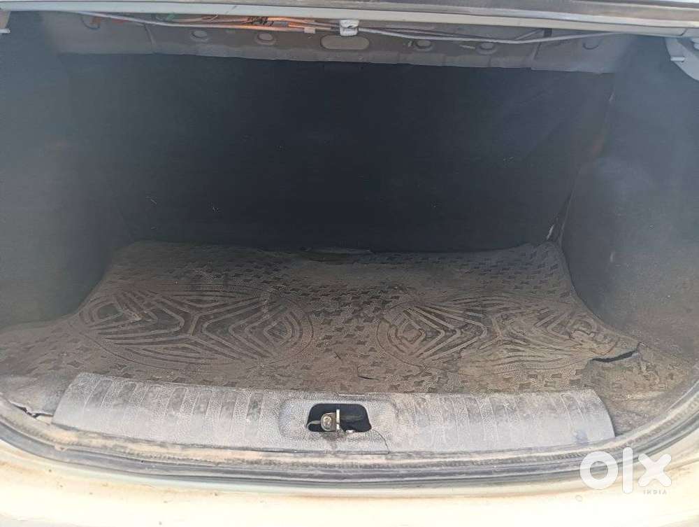 Maruti Suzuki Swift Dzire, 2014, Diesel