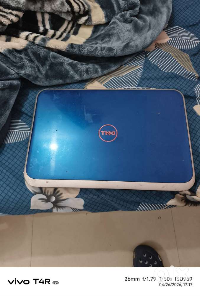 Dell Inspiron 15R 5520 (3rd Gen Core i5, 4GB RAM, 1TB HDD) for sale.