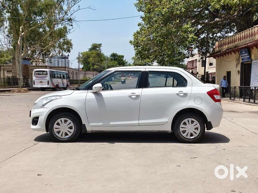 Maruti Suzuki Dzire 1.2 Vxi, 2014, Petrol