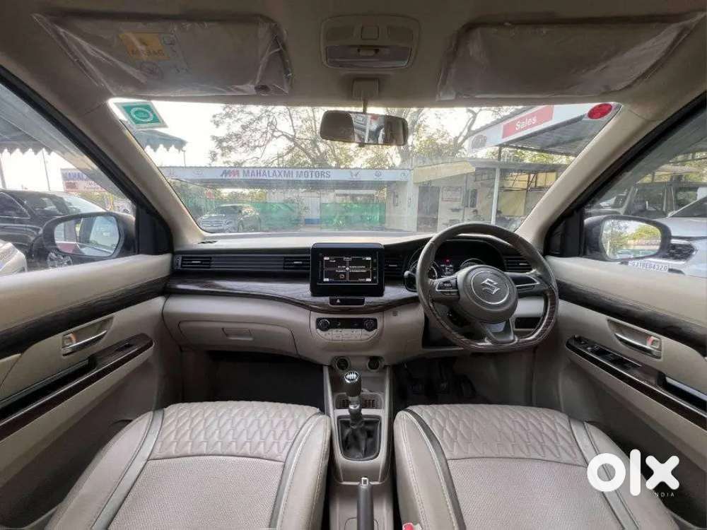 I Want Ertiga Zdi+ 2019 White Or Wine Color