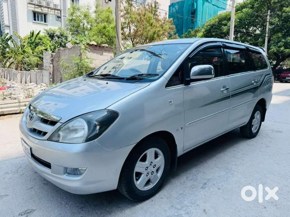 Toyota Innova 2006
