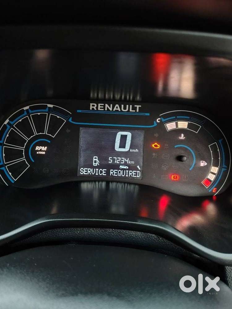 Renault Triber Rxz, 2019, Petrol