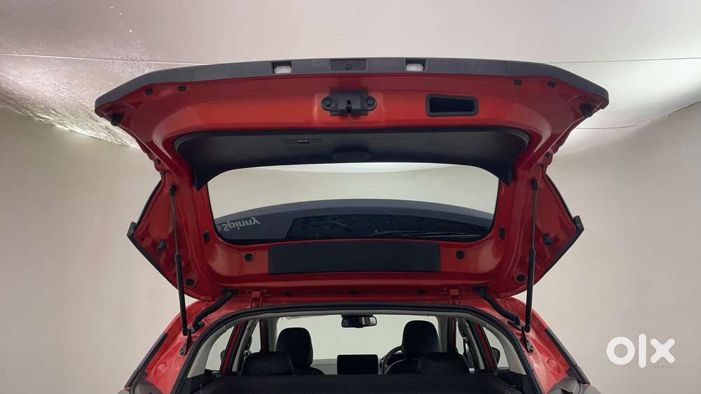 Tata Nexon Creative Plus S 1.2 Revotron Petrol 6 Amt, 2024, Petrol