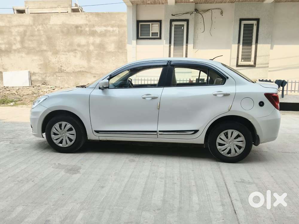 Maruti Suzuki Dzire 1.2 Vxi Cng, 2023, Cng & Hybrids