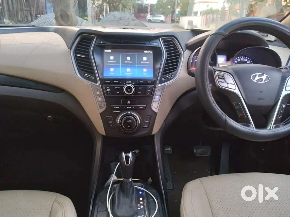 Hyundai Santa Fe (2016) Automatic (diesel)