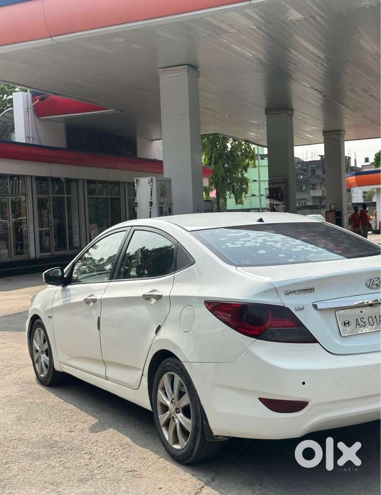 Hyundai Verna Crdi 2011
