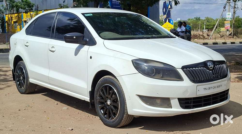 Skoda Rapid 1.5 Tdi Ambition With Alloy Wheel, 2015, Diesel