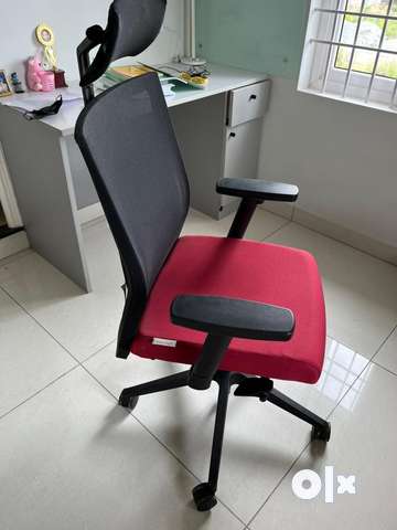 Godrej aero 2024 chair