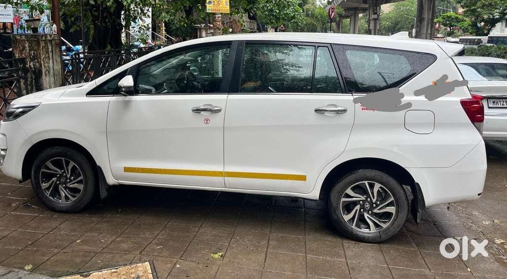 Toyota Innova Crysta [2020-ongoing] 2.4 Vx 7 Str, 2023