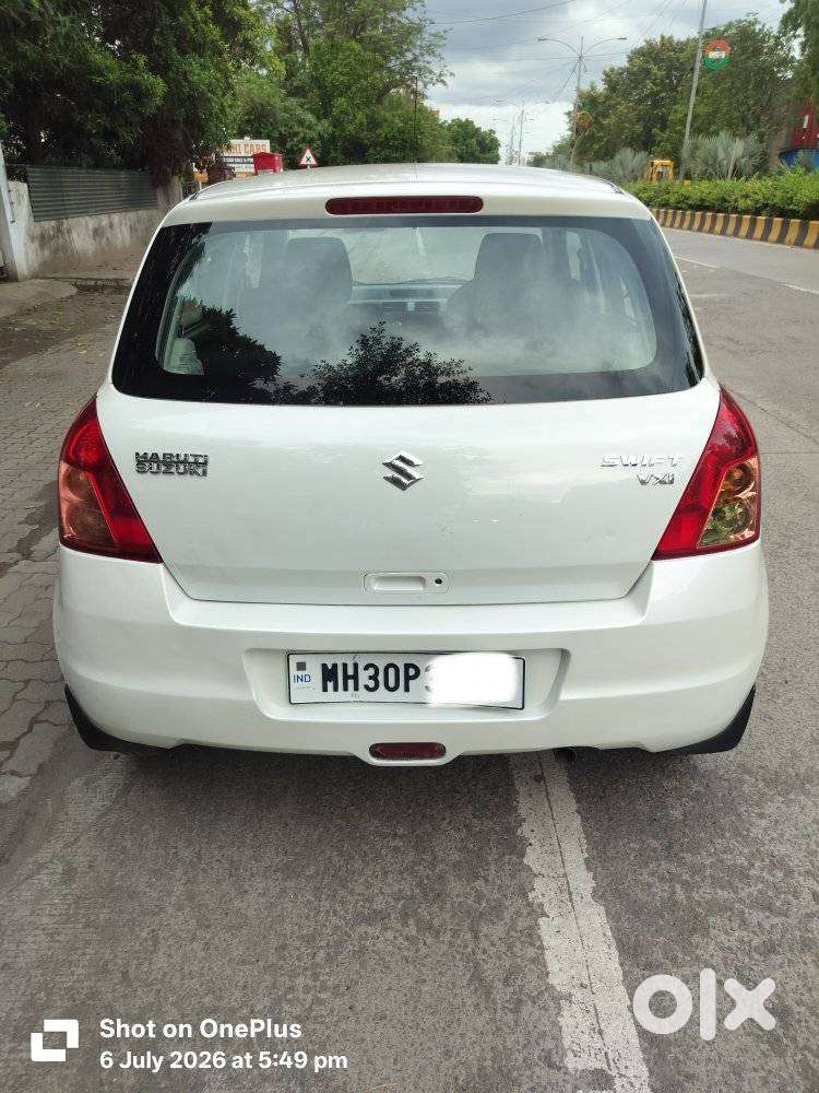 Maruti Suzuki Swift Vxi + Manual, 2010, Petrol