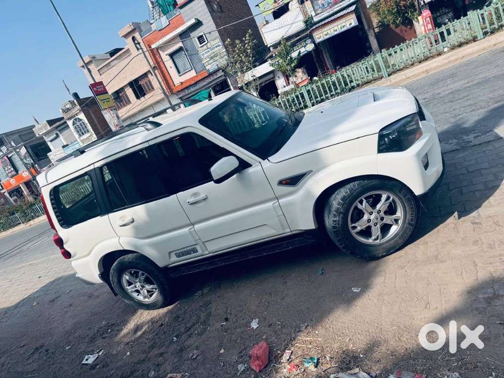 Mahindra Scorpio S10 Diesel 7 Seater