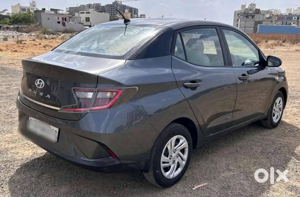 Hyundai Aura Company Cng