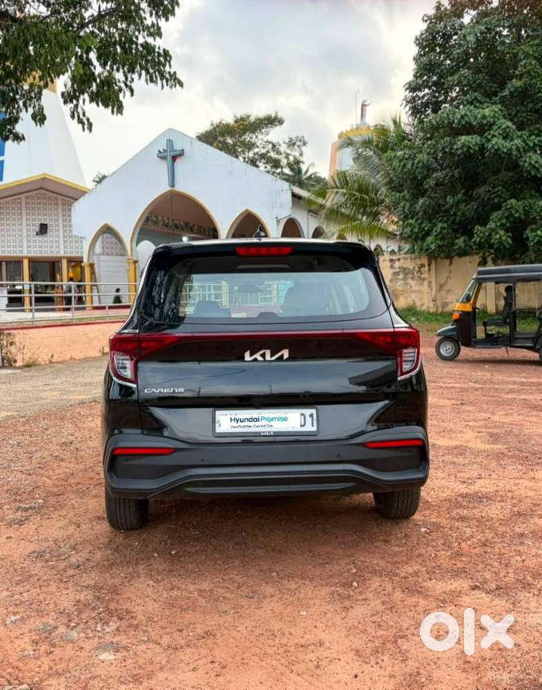 Kia Carens, 2024, Petrol