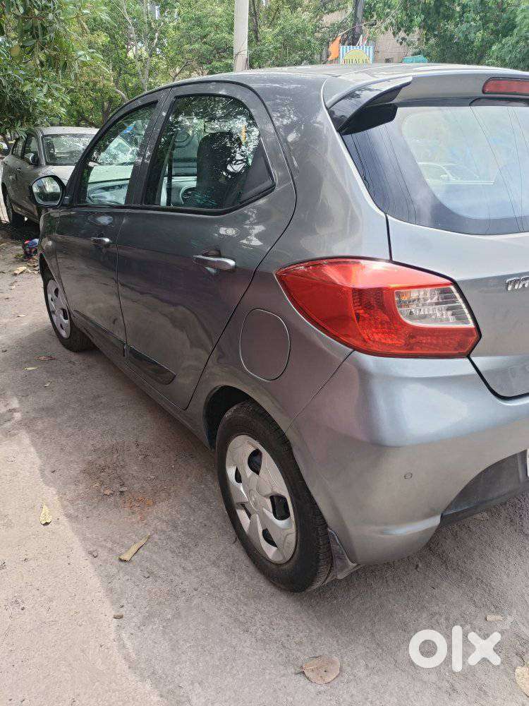 Tata Tiago 1.2 Revotron Xta, 2018, Petrol