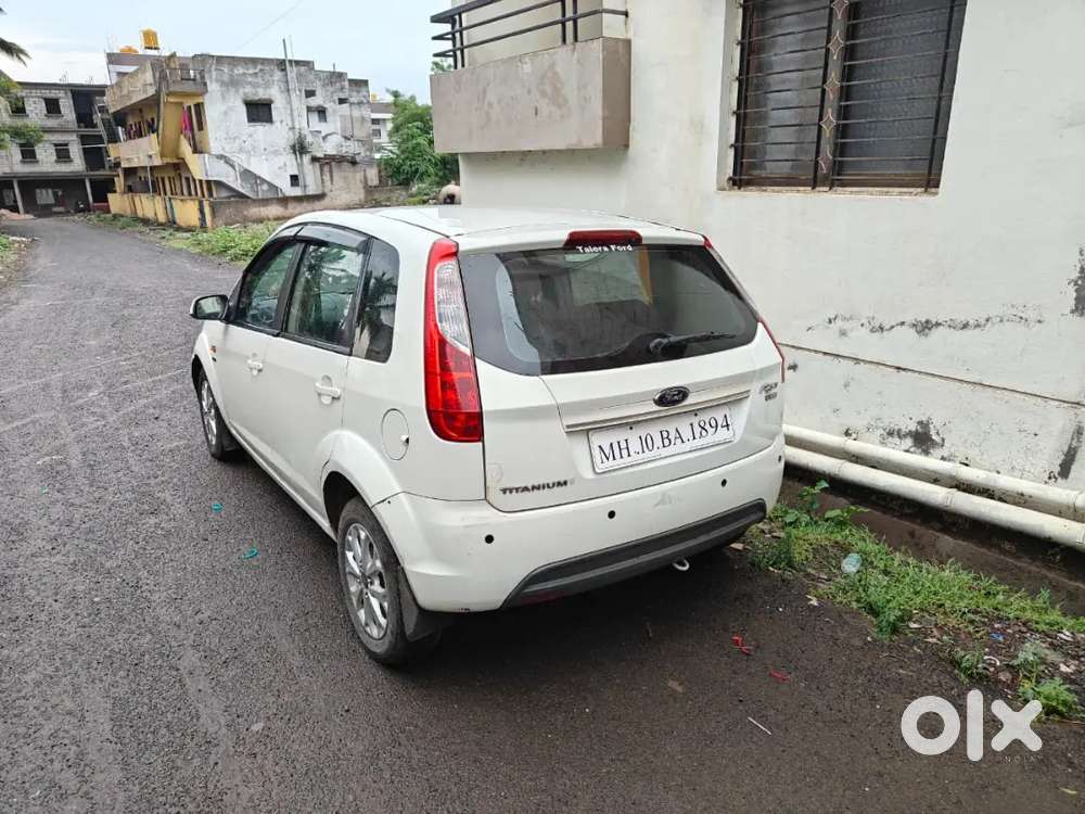 Well Maintained Car Ford Figo