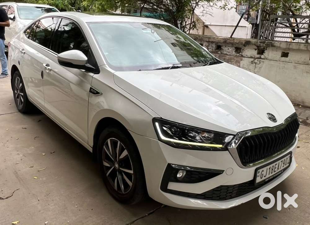 Skoda Slavia 1.5 Tsi Style At, 2023, Petrol