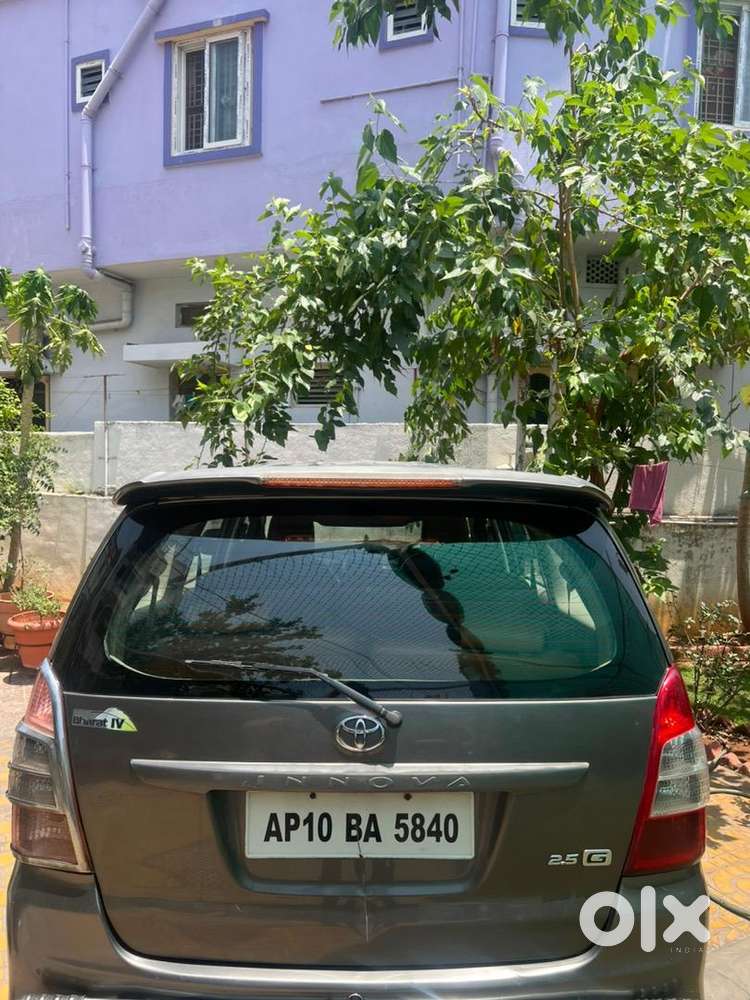 Toyota Innova 2012 Diesel Well Maintained
