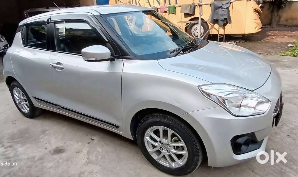 Maruti Suzuki Swift 1.3 Zxi, 2023