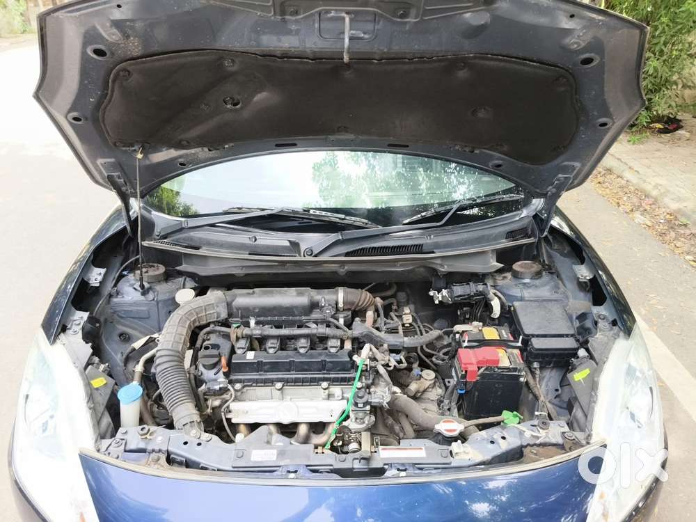Maruti Suzuki Swift Vxi + Manual, 2023, Petrol