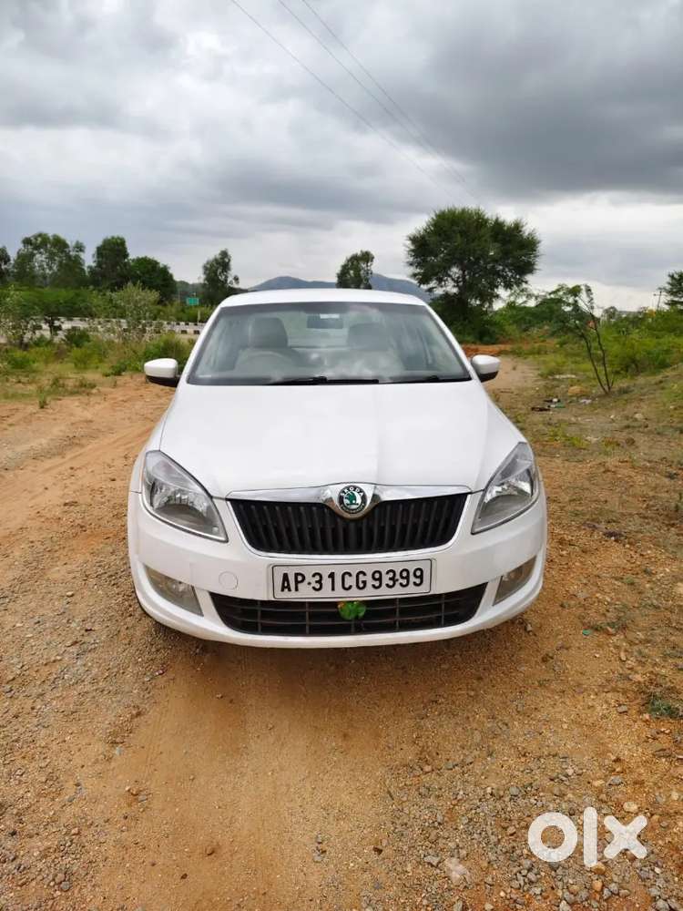 Skoda Rapid Elegance 1.6 Tdi Top Model,disel, Family Used Car