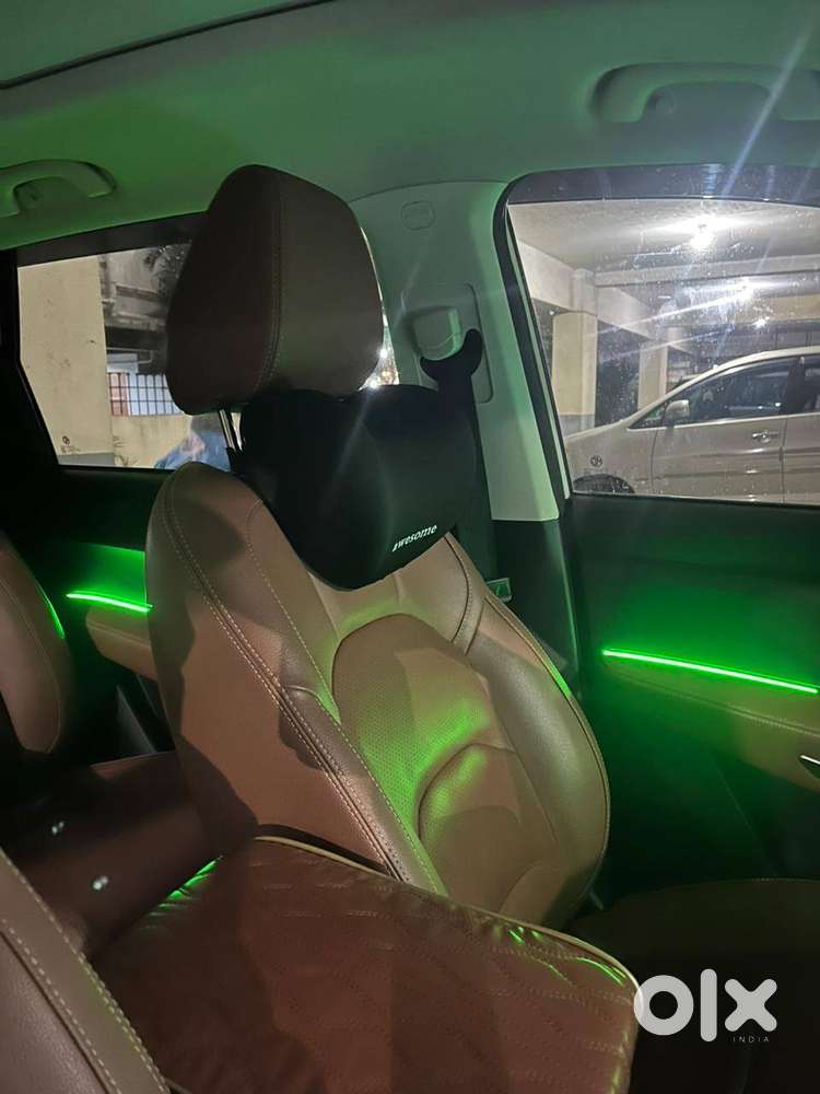 Mg Hector Plus (2023)